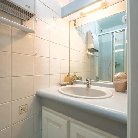 En Famille - 5 Personnes * La Rochelle (Charente-Maritime)