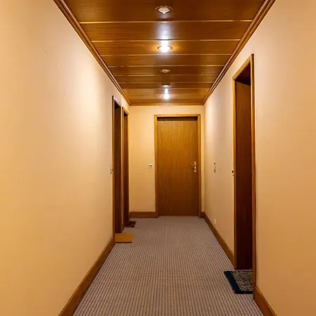 En Famille - 5 Personnes